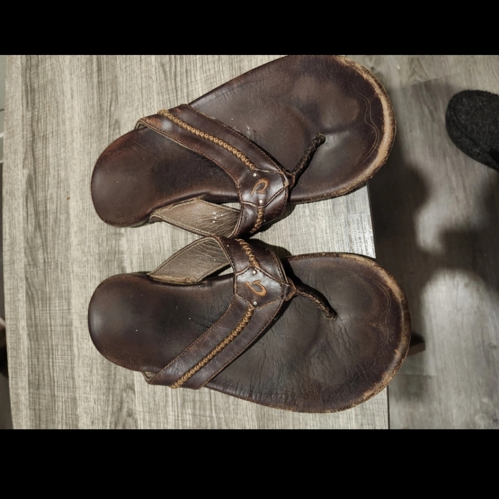 OluKai Men's Mea Ola Leather 10138-4848 Sandals Dark Java